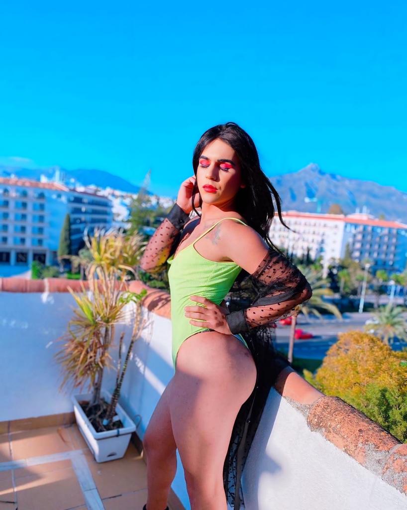 657955091: Transexual en Vizcaya