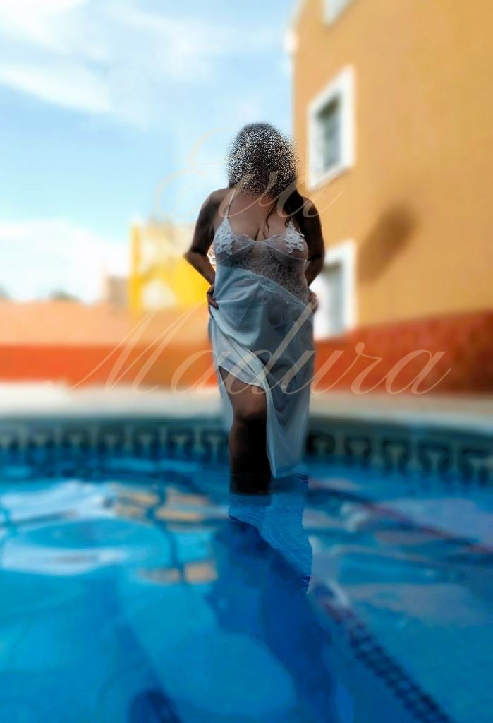 651500224: Chica busca chico en Sevilla