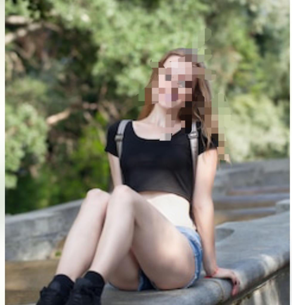 607890115: Chica busca chico en Tarragona