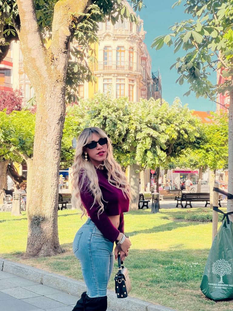 613758046: Travesti en Alicante