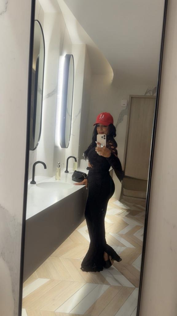692385780: Chica busca chico en Alicante