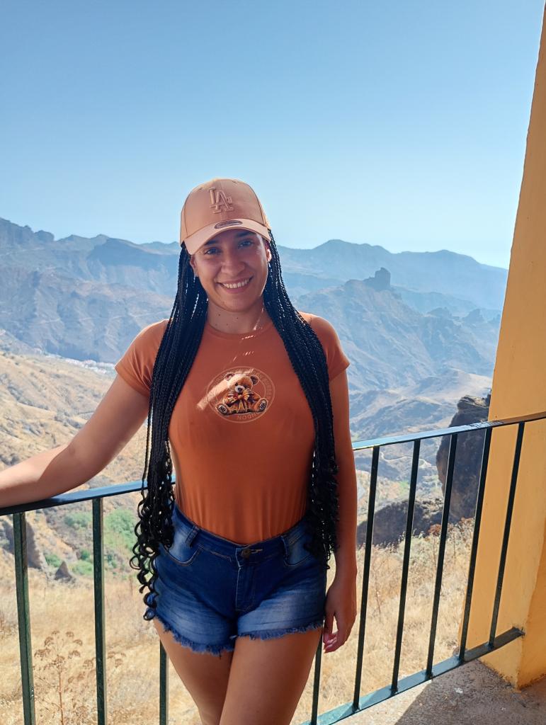 632050302: Chica busca chico en Las Palmas