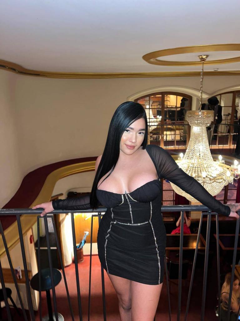 600592636: Chica busca chico en Valencia