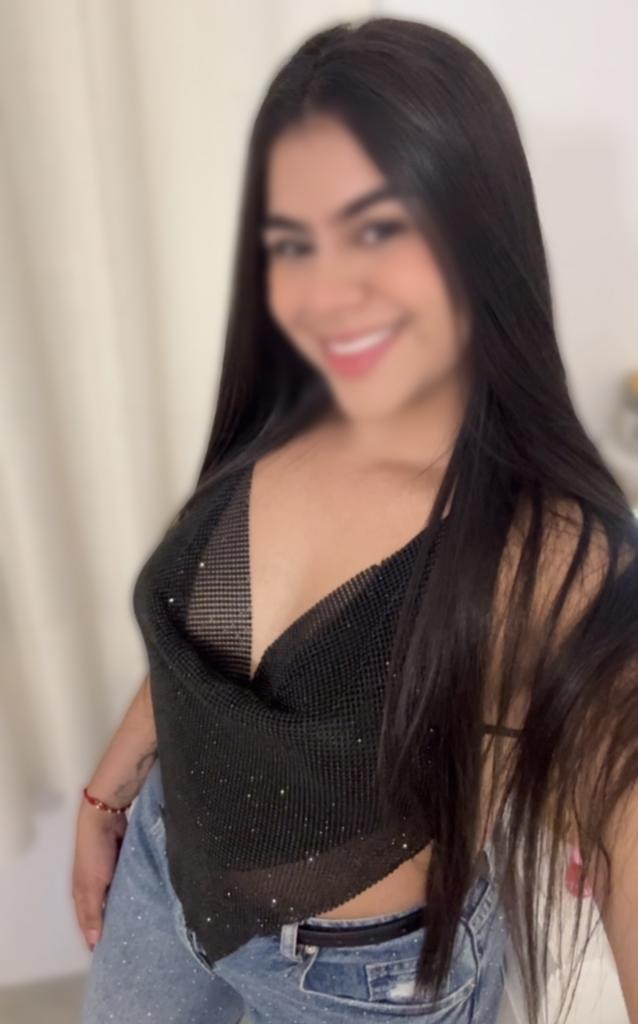 662308435: Chica busca chico en Málaga