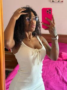 631654766: Chica busca chico en Las Palmas
