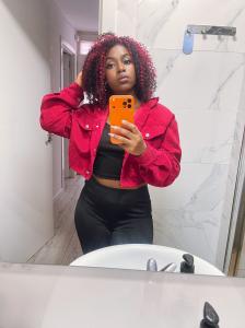 668555570: Chica busca chico en Madrid