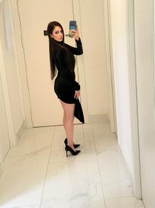 652271487: Chica busca chico en Sevilla