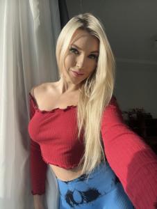 631849319: Chica busca chico en Alicante