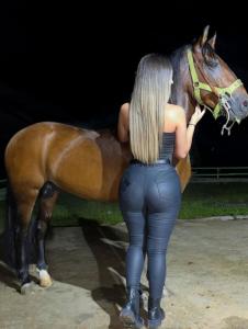 672505862: Chica busca chico en La Coruña