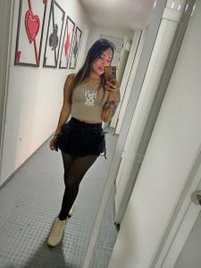 672867549: Chica busca chico en Málaga