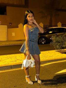 637743285: Chica busca chico en Tenerife