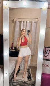 665567947: Chica busca chico en Lugo