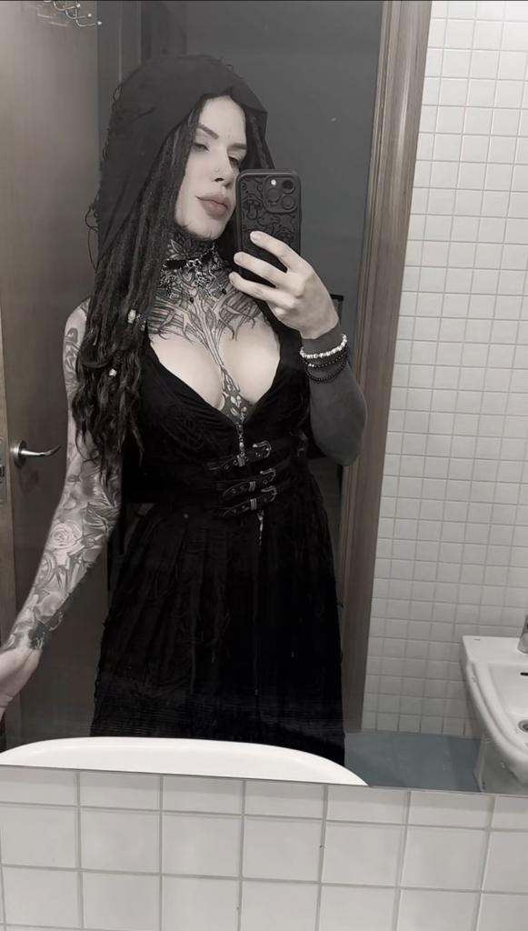 624563578: Chica busca chico en Madrid