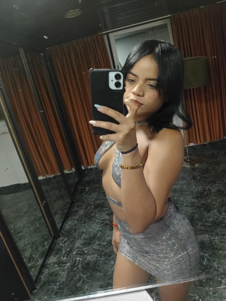 Chica busca chico en Tenerife: 
