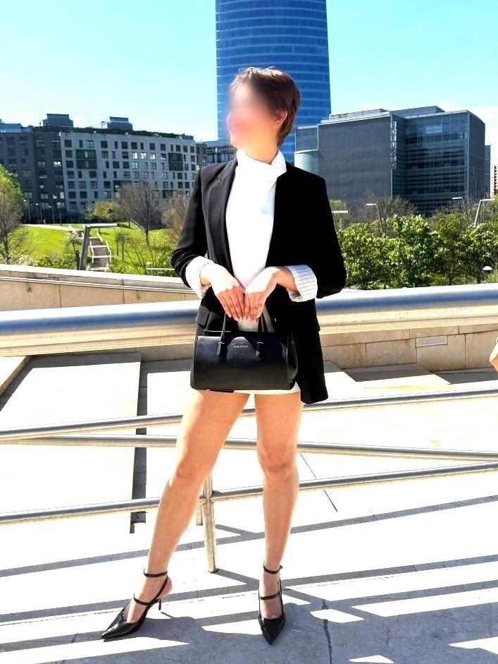 944436785: Chica busca chico en Vizcaya