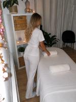 613234526: Chica busca chico en Barcelona