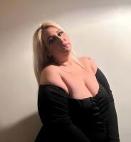 631385723: Chica busca chico en Madrid