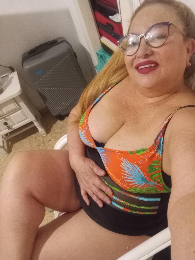 Chica busca chico en Alicante: 