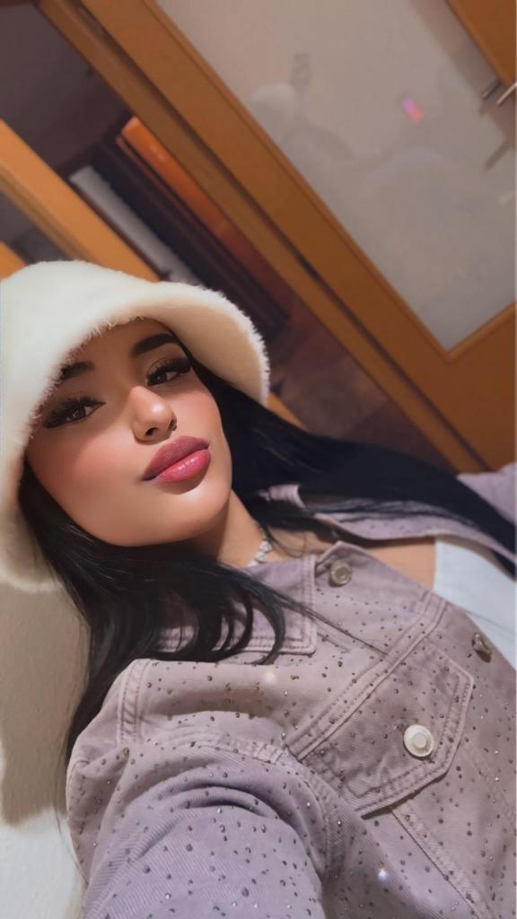 Chica busca chico en Valencia: Chica busca chico