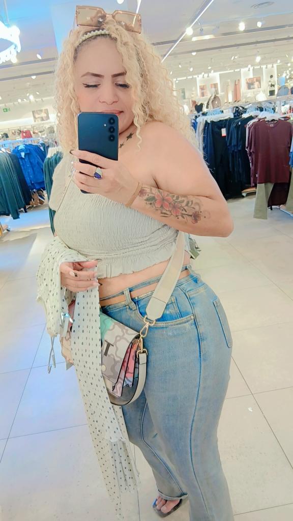 Chica busca chico en Sevilla: 
