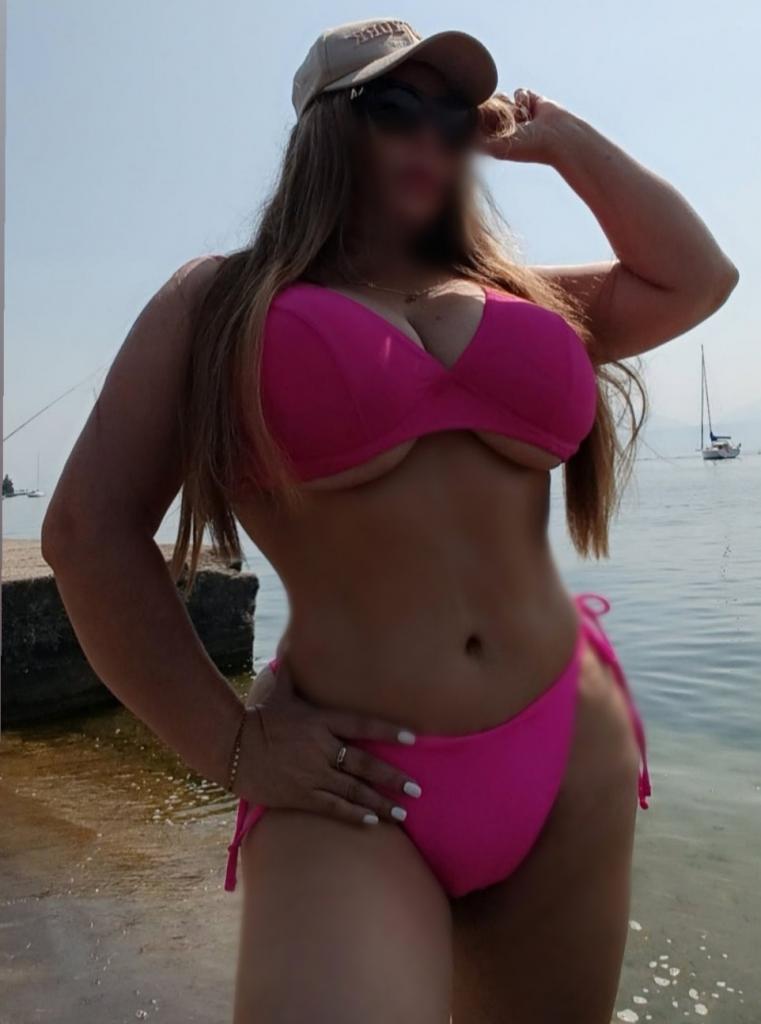 611289329: Chica busca chico en Madrid