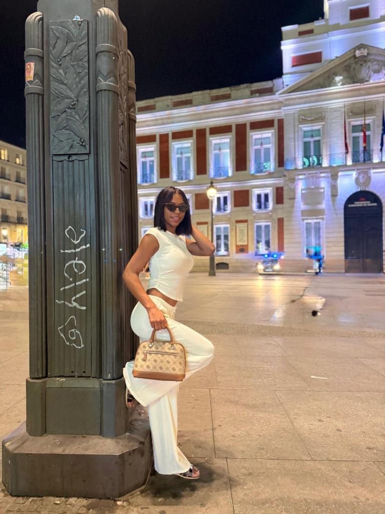 600115338: Chica busca chico en Granada