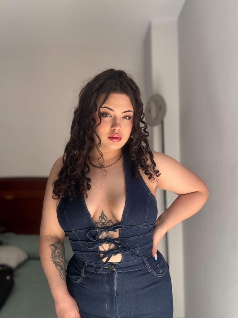 Chica busca chico en Barcelona: Chica busca chico