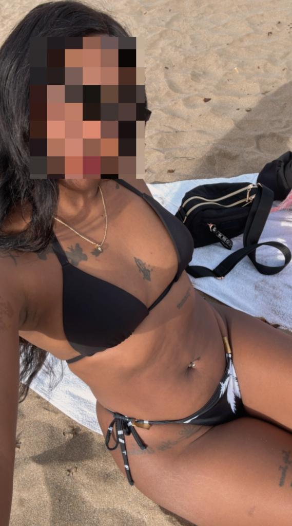 Chica busca chico en Las Palmas: Chica busca chico