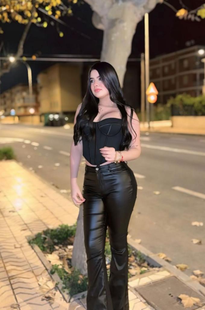 Chica busca chico en Tenerife: 