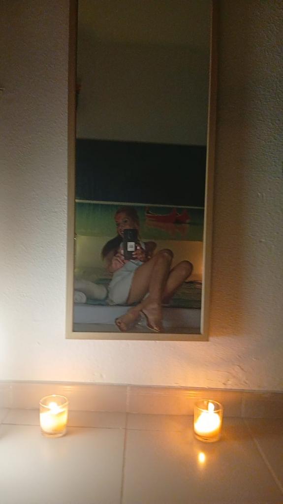 Chica busca chico en Tenerife: 