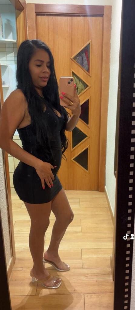 Chica busca chico en Barcelona: 