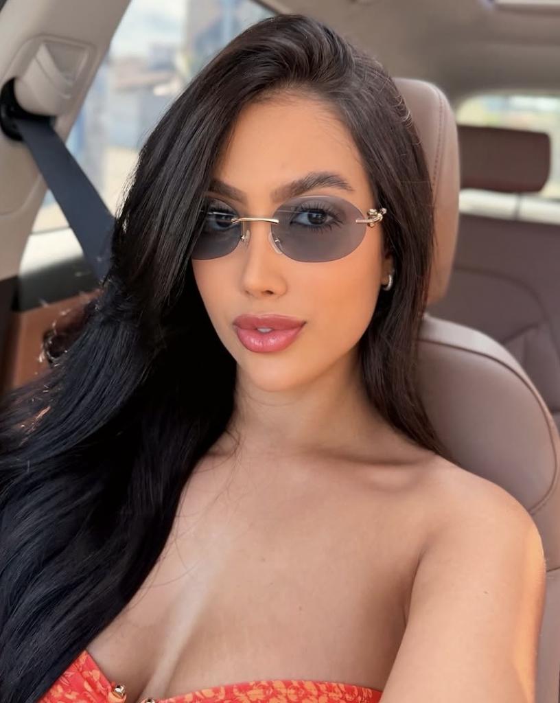 Chica busca chico en Alicante: Chica busca chico