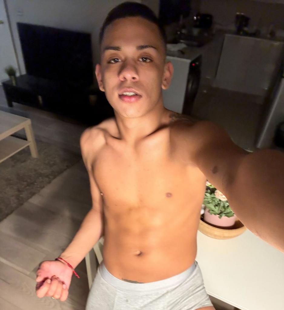 Chico busca chica en Mallorca: 
