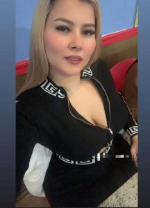 600816523: Chica busca chico en Barcelona