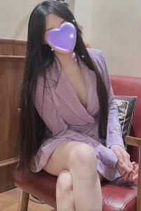 613524108: Chica busca chico en Barcelona