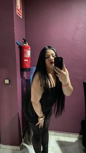 672128636: Chica busca chico en Sevilla