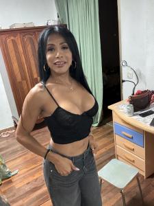 671523795: Travesti en León