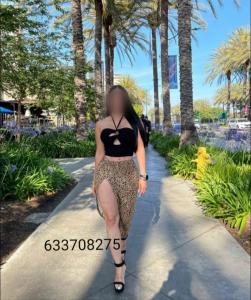 633708275: Chica busca chico en Barcelona