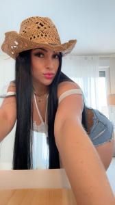 674407534: Chica busca chico en Madrid