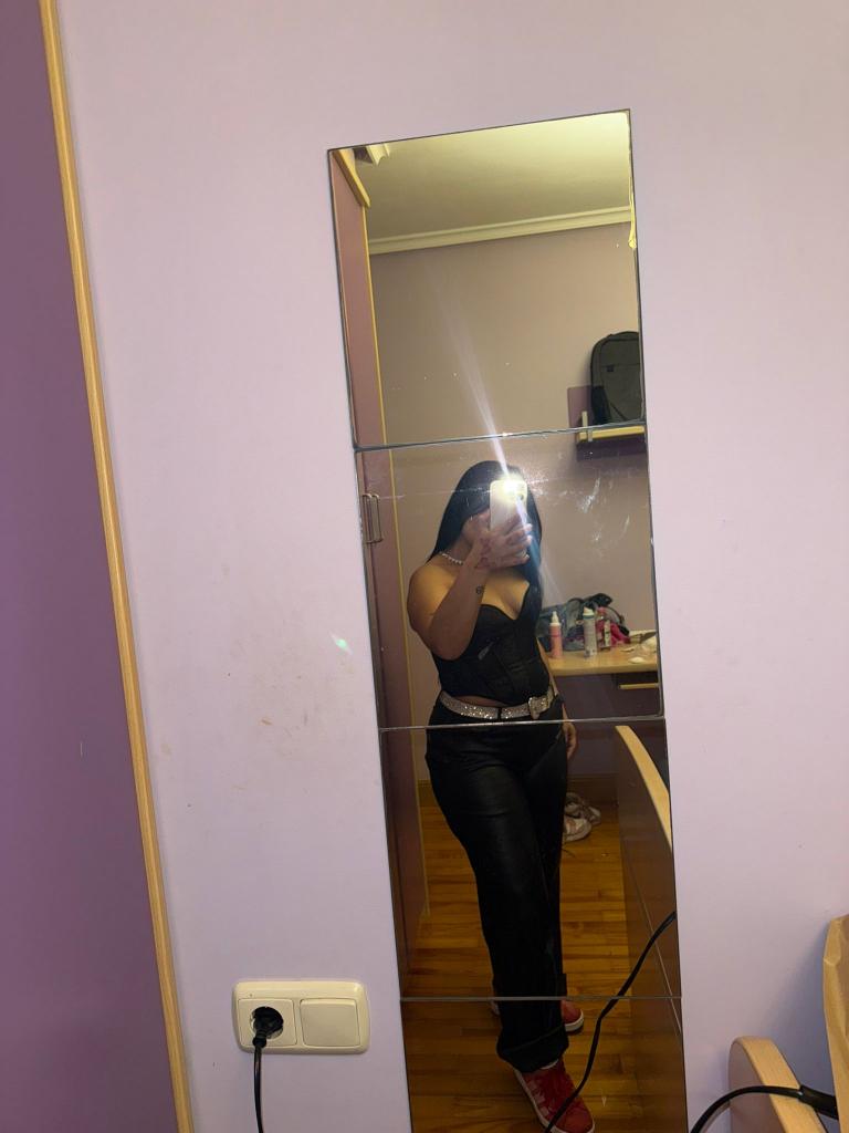 Chica busca chico en Alicante: 