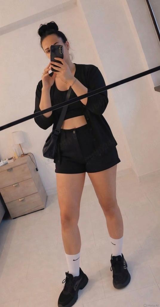 Chica busca chico en Cádiz: 