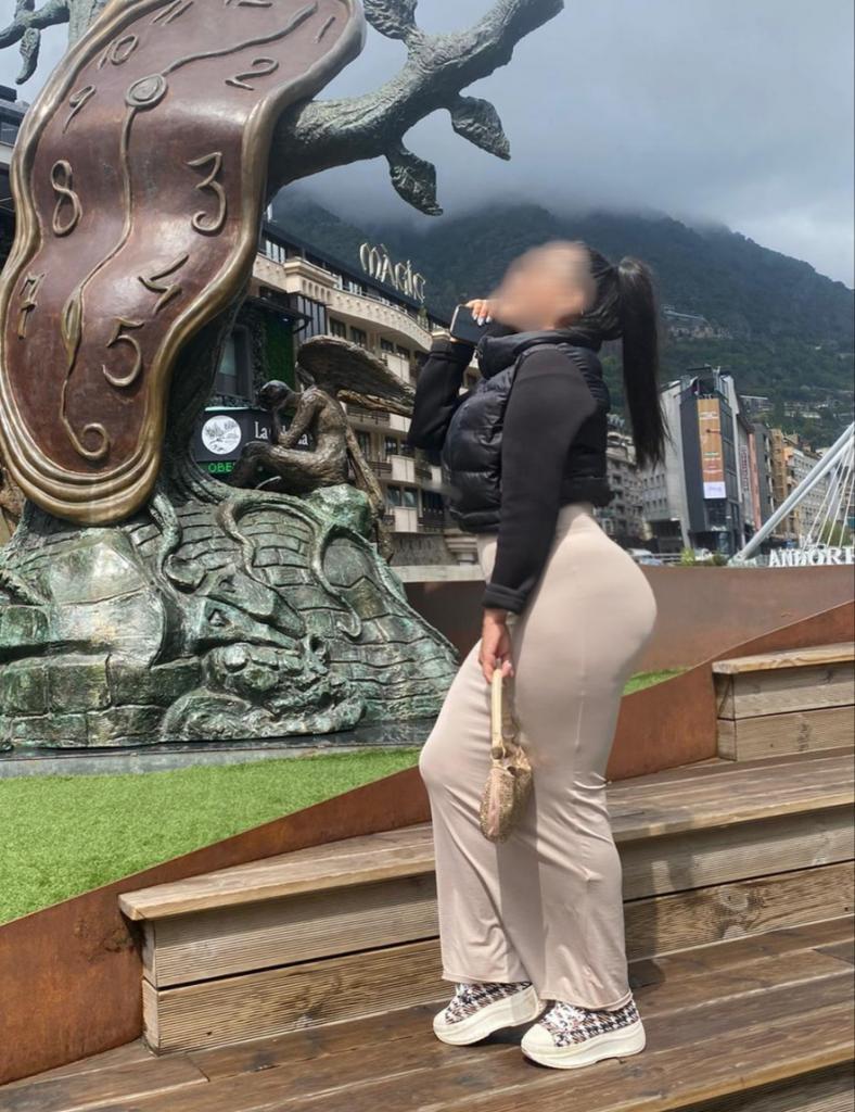 Chica busca chico en Lérida: 