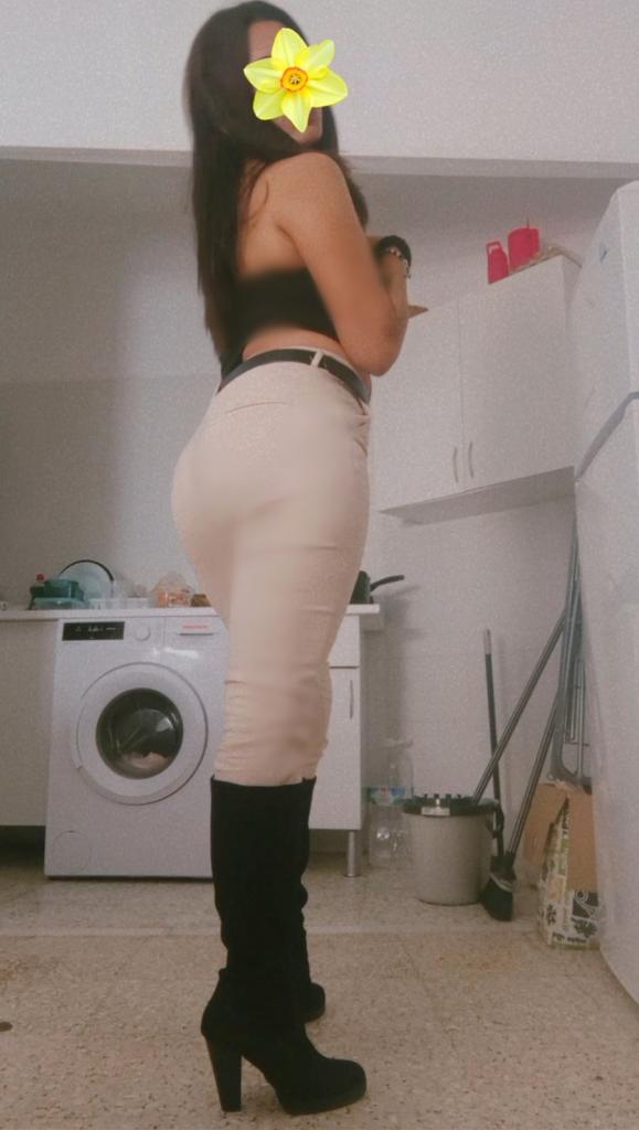 Chica busca chico en Cádiz: 