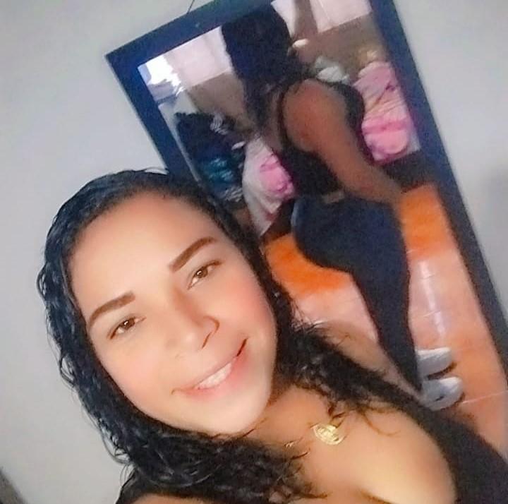 607271289: Chica busca chico en Alicante