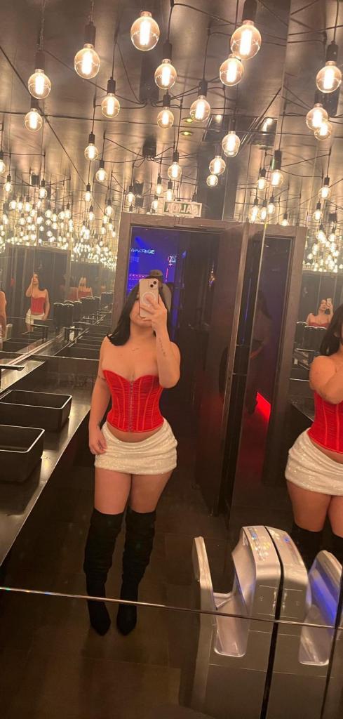 Chica busca chico en Cádiz: 