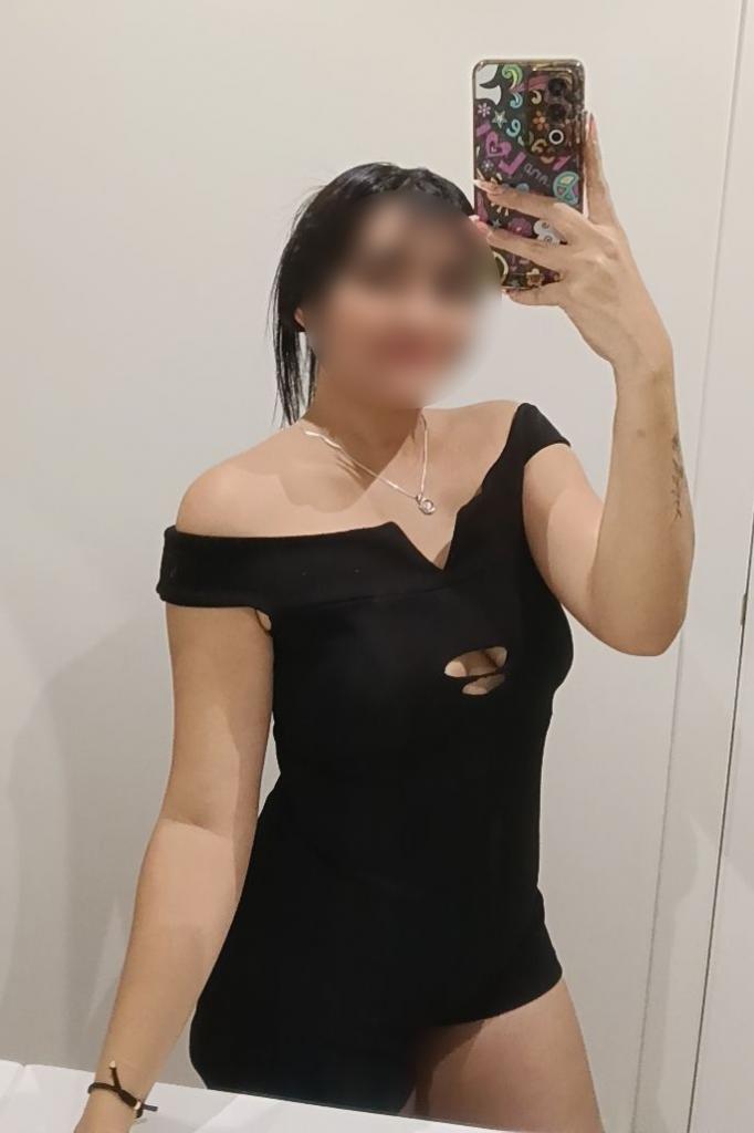 687050729: Chica busca chico en Madrid