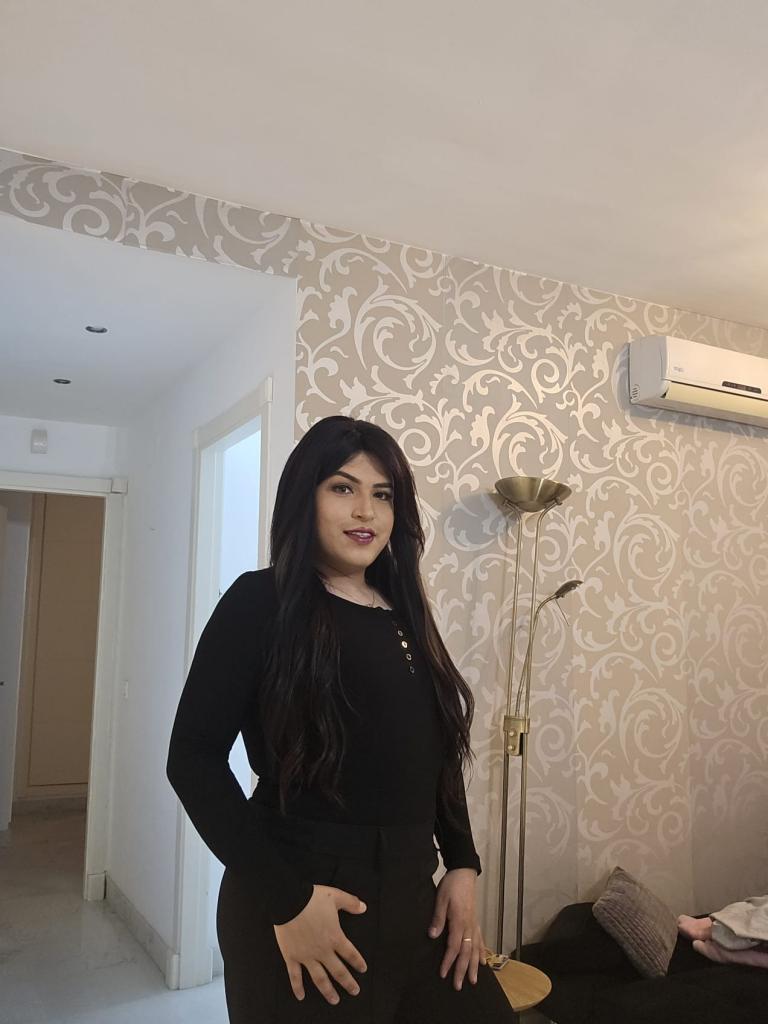 Chica busca chico en Málaga: Chica busca chico