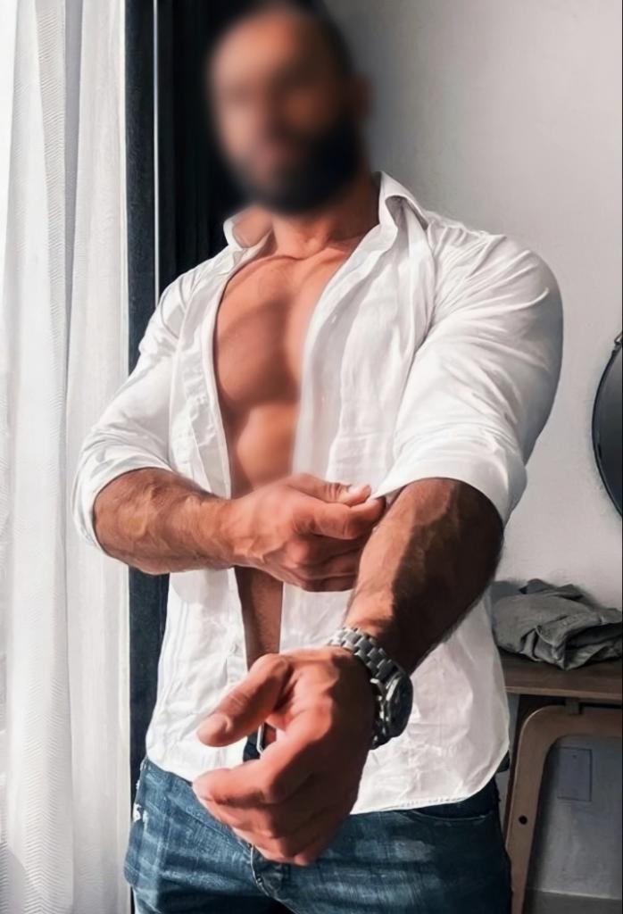600756812: Chico busca chica en Málaga