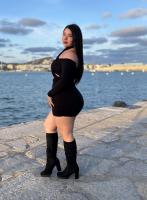 617824530: Chica busca chico en Ibiza