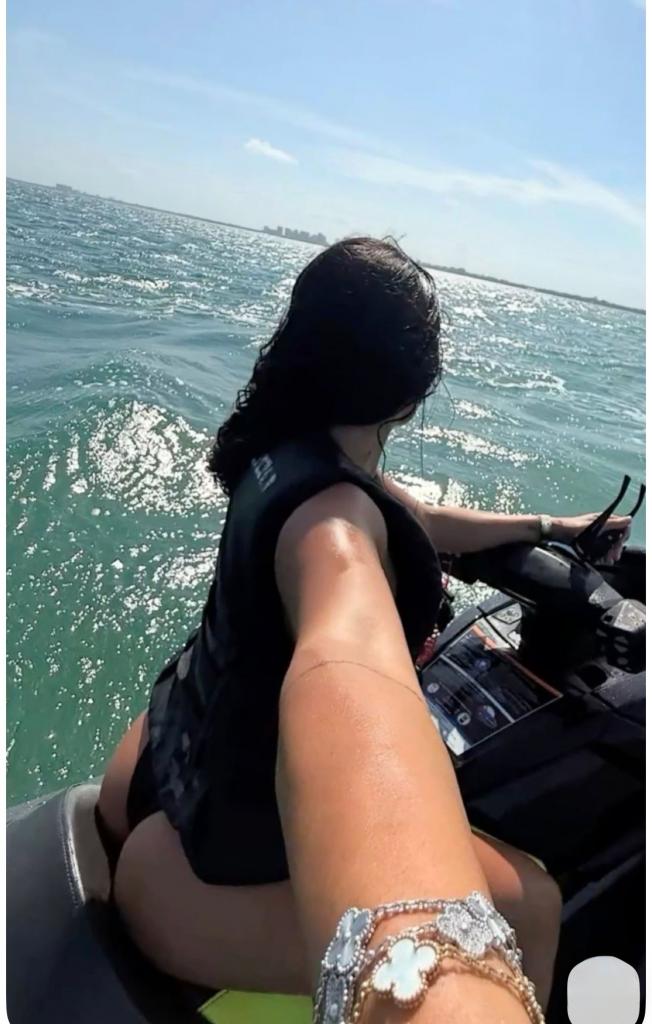 Chica busca chico en Cádiz: 